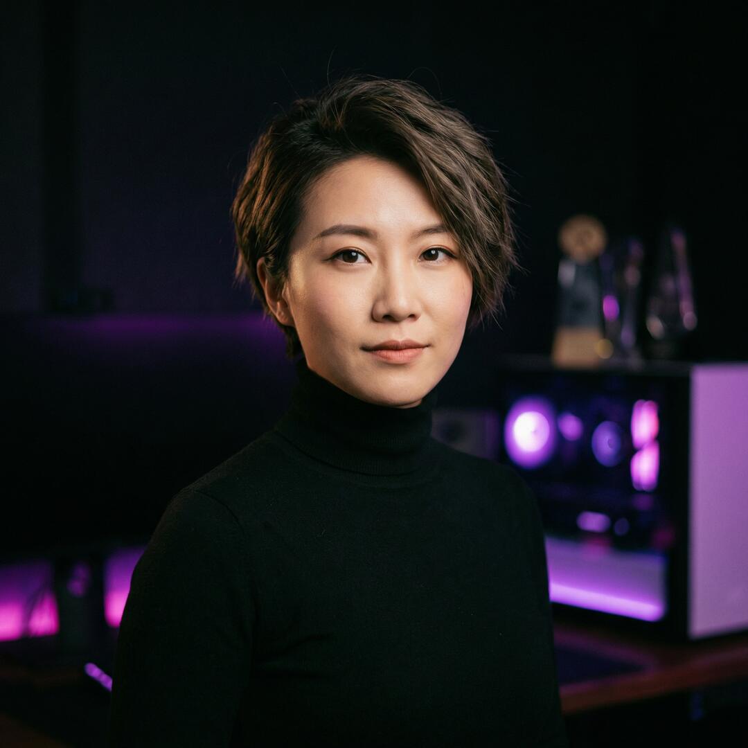 黄色仓库制片李婷